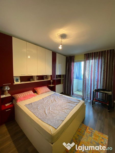 Apartament 3 camere, 72mp, etaj 1, parcare, zona Florilor