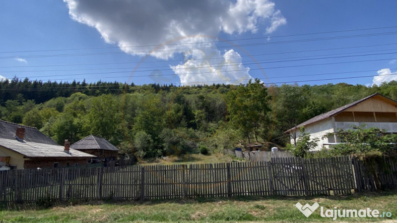 Teren 4000 mp intravilan loc. Aninoasa, jud Arges. Comision