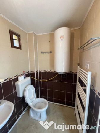 Casa 4 camere P+1E zona 3 Insule