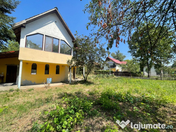 Casa 4 camere P+1E zona 3 Insule