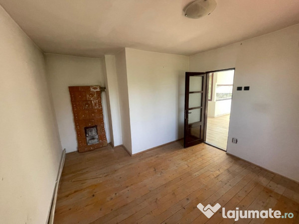 Casa 4 camere P+1E zona 3 Insule