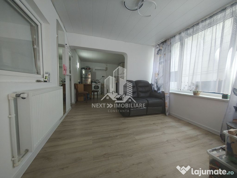 Casa de vacanta langa Beach Please 17 camere si un aparta...