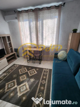 Inchiriez cameră în zona Casa Sindicatelor