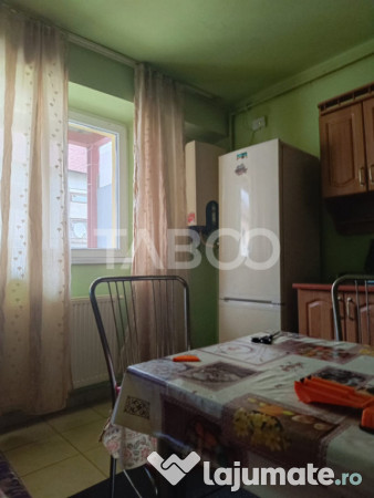 Garsoniera cat un apartament! 51 mp utili balcon 6 mp etaj 3 