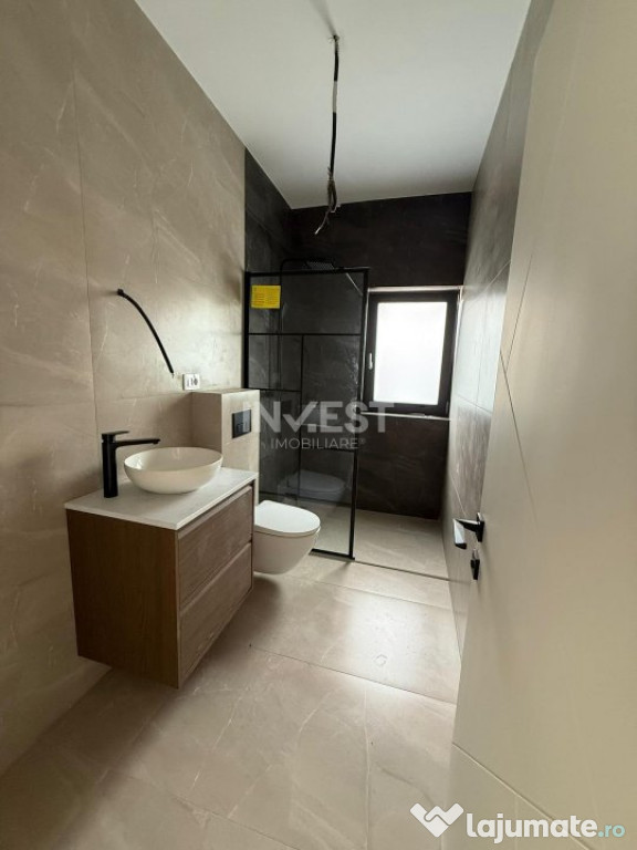 CASA INDIVIDUALA, 4 CAMERE, 2 BAI SI POD, VALEA ADANCA ZONA