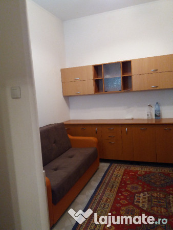 La 9 minute de Universitate, inchiriez garsoniera dubla 
