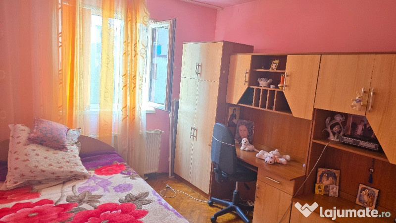 Vand apartament cu 2 camere in Deva, zona Dacia, etaj 2, mobilat, 