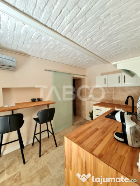 Garsoniera de vanzare recent renovata modern in zona Ultrace 