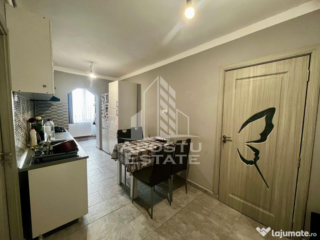 Apartament 3 camere,centrala proprie, recent renovat,zona... 