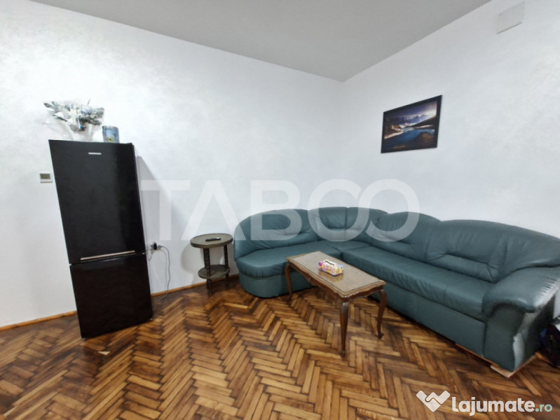 Apartament de inchiriat 3 camere in centrul vechi al orasulu 