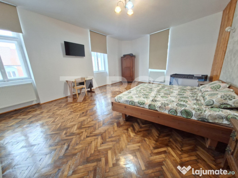 Apartament de inchiriat 3 camere in centrul vechi al orasulu 