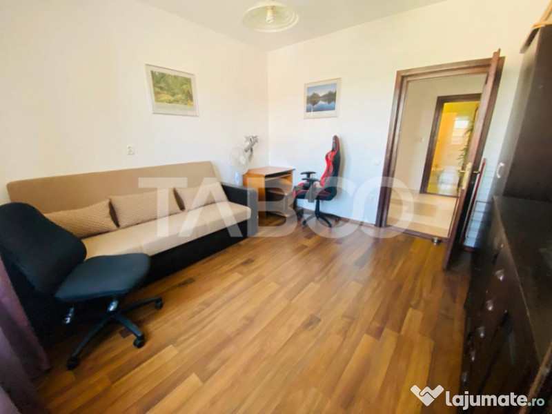 Apartament decomandat 3 camere 75 mp garaj boxa Parcul Sub A