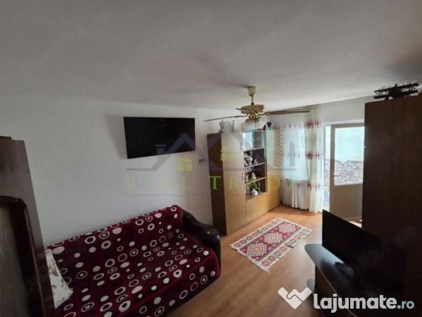 Apartament 2 camere decomandat etajul 2 Craiter