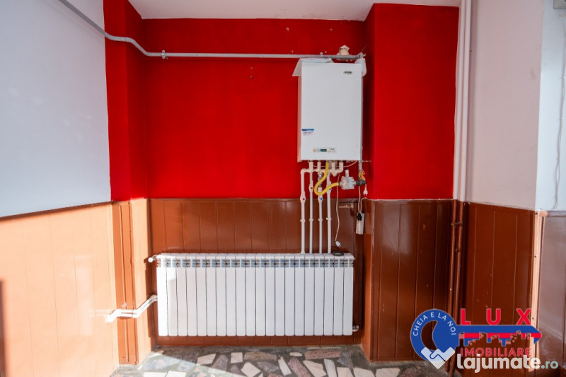 ID 8268 DE ÎNCHIRIAT spațiu comercial 