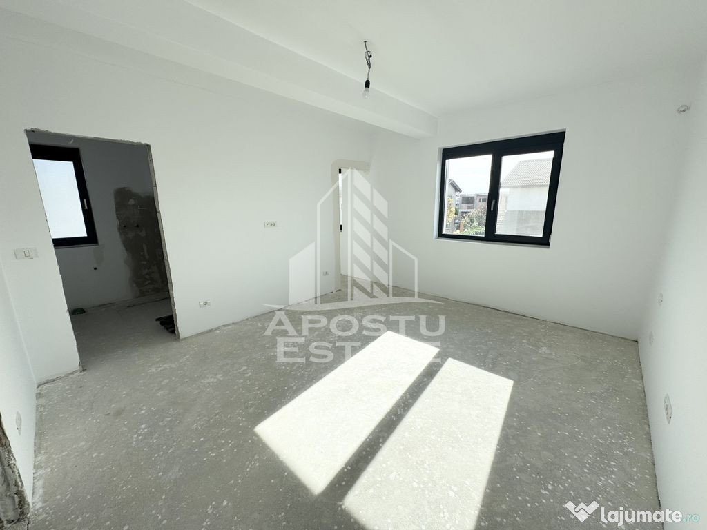 Duplex cu 4 camere, zid dublu, dormitor cu baie si dressi... 