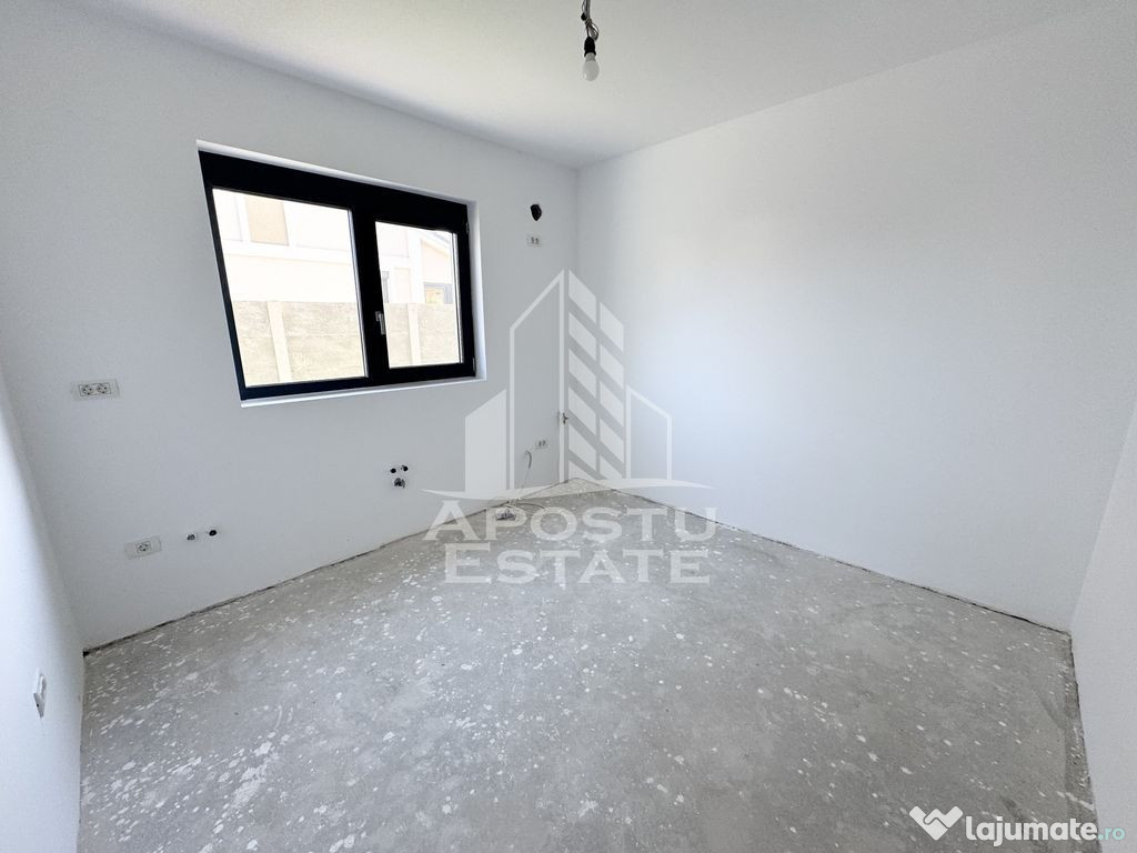 Duplex cu 4 camere, zid dublu, dormitor cu baie si dressi... 