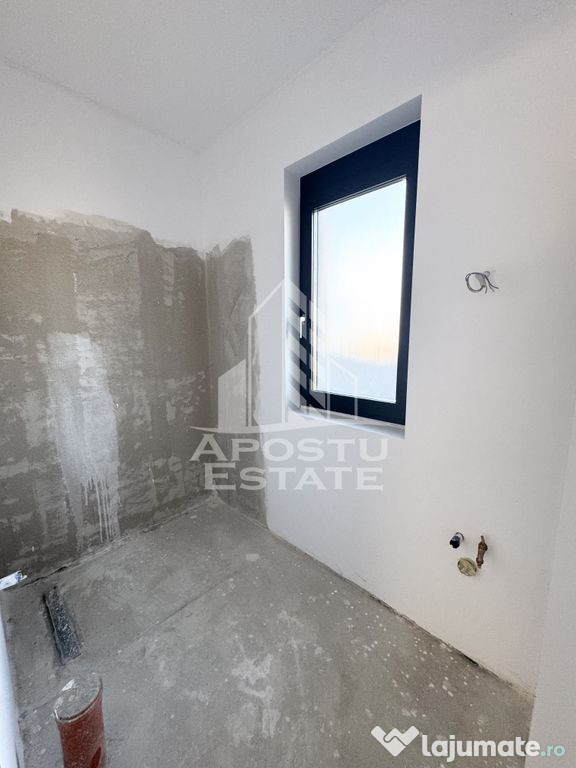 Duplex cu 4 camere, zid dublu, dormitor cu baie si dressi... 