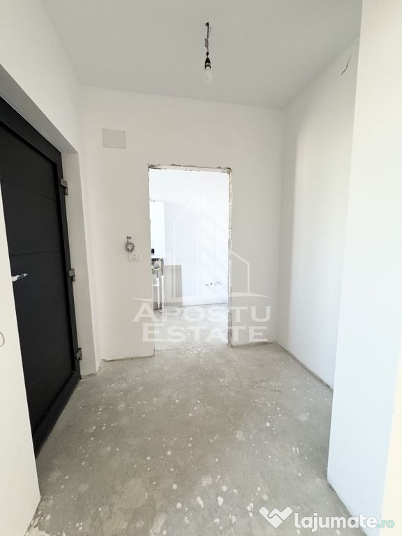 Duplex cu 4 camere, zid dublu, dormitor cu baie si dressi... 