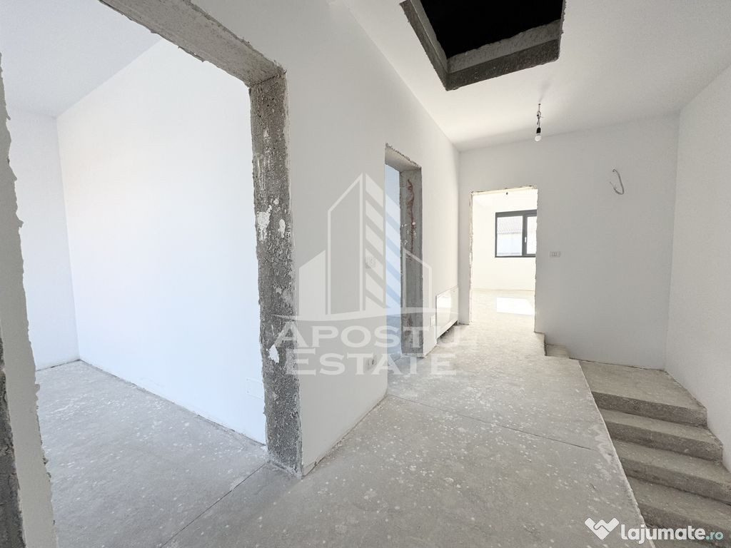 Duplex cu 4 camere, zid dublu, dormitor cu baie si dressi... 