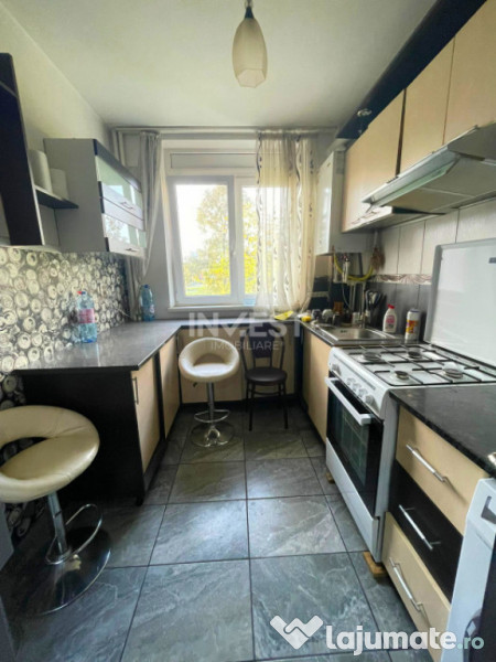 Apartament 3 camere-60 mp-Etaj 1-Podu Ros 