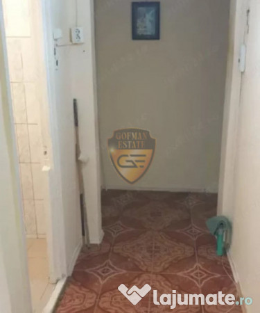 Apt 2 camere Scoala 8, INEL II, fara imbunatatiri, balcon, 3