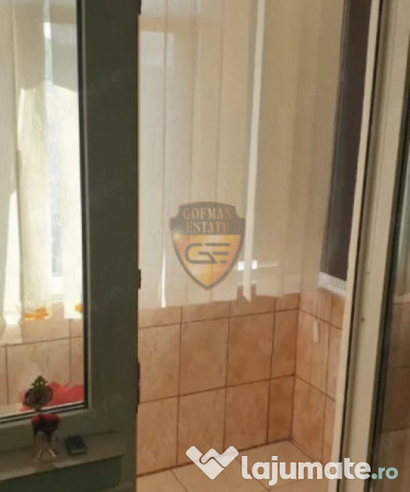 Apt 2 camere Scoala 8, INEL II, fara imbunatatiri, balcon, 3