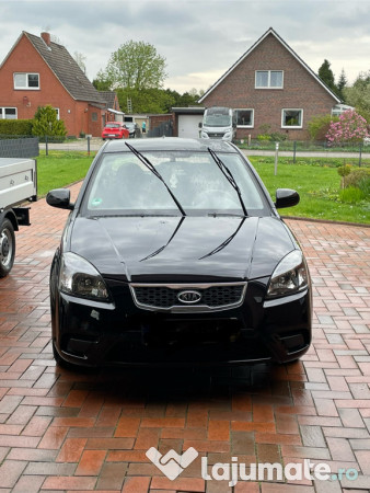 KIA Rio 2010 masina