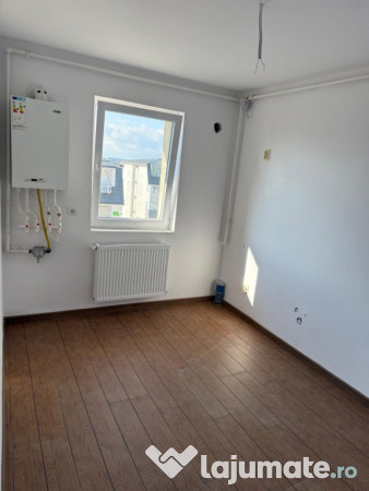 Apartament cu 3 camere si mansarda,bragadiru