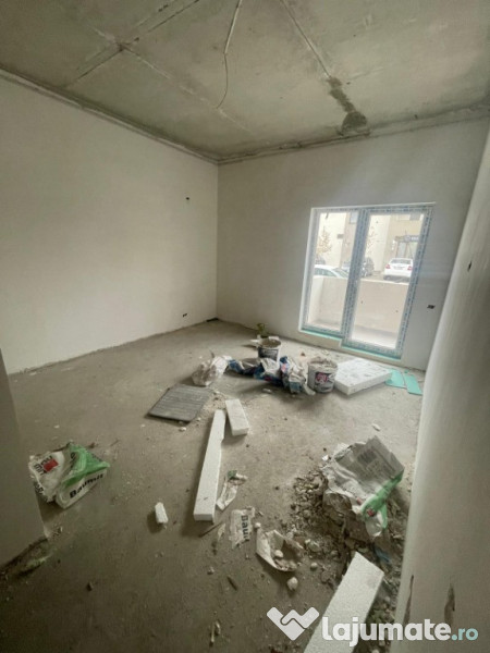 Apartament 2 camere si curte proprie cadastrata, finisaje la alegere 