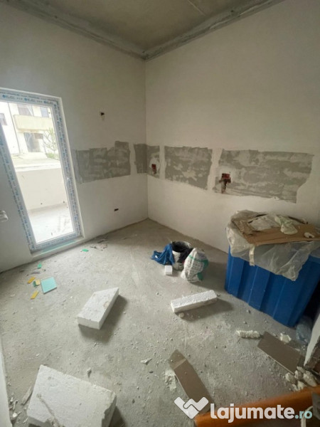 Apartament 2 camere si curte proprie cadastrata, finisaje la alegere 