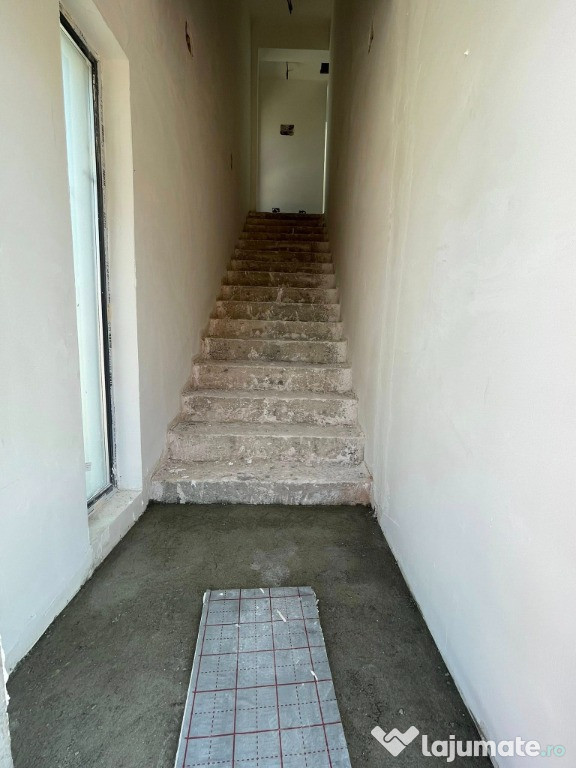 Apartament cu doua camere in zona Bragadiru 