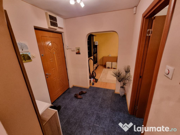 Apartament decomandat 3 camere zona Tomis Nord