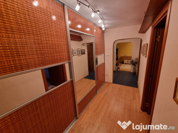 Apartament decomandat 3 camere zona Tomis Nord