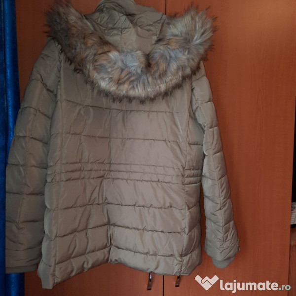 Geacă de iarnă cu glugă, C&A 