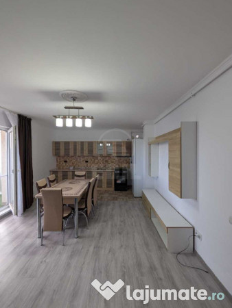 Apartament cu 3 camere,mobilat si utilat,zona Terra