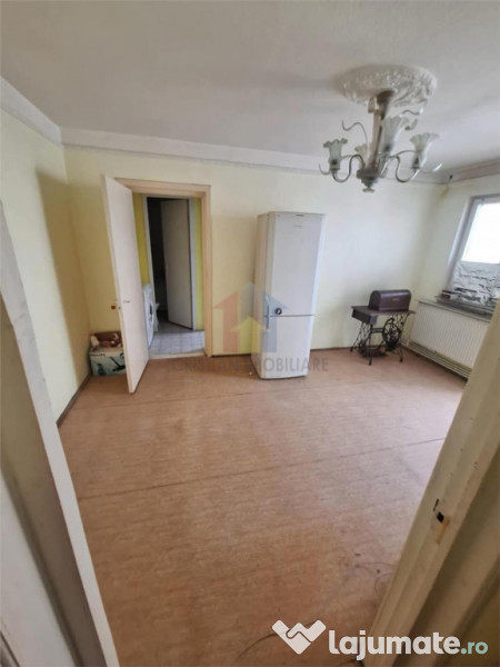 Ap 2 camere, Viziru 1, 40mp Etaj3 LIBER