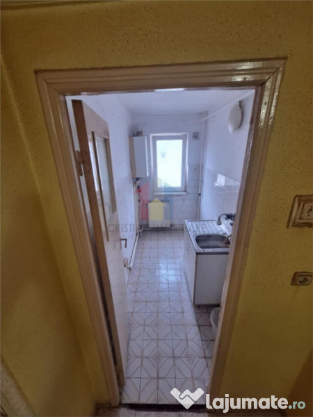 Ap 2 camere, Viziru 1, 40mp Etaj3 LIBER