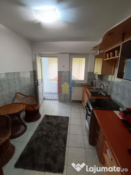 3 camere, parter cu balcon 14 m, Semimobilat, Garii