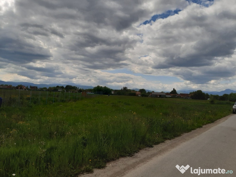 Teren intravilan 5000mp construibil zona rezidential Lunca Calnicului. 