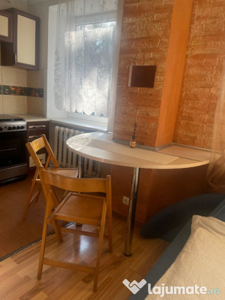 Garsoniera de inchiriat in zona Dorobanti 