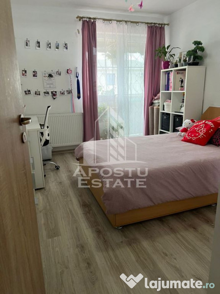 Apartament cu 2 camere complet mobilat si utilat la etaju... 