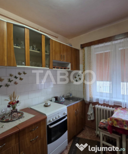 Apartament cu 2 camere de vanzare zona Ciserom