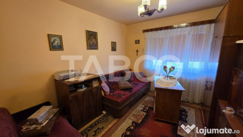 Apartament cu 2 camere de vanzare zona Ciserom