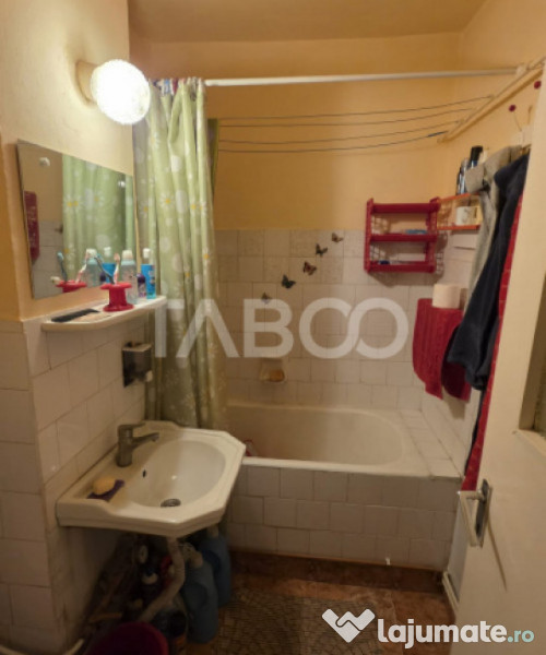 Apartament cu 2 camere de vanzare zona Ciserom