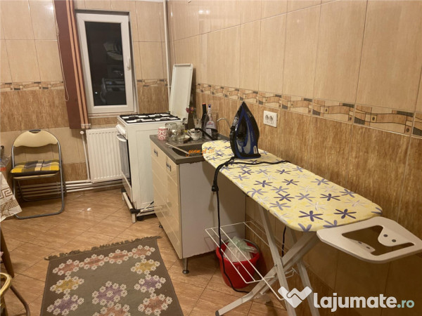 Apartament 2 camere , zona cartier Sud , decomandat 56 mp, i