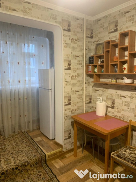 Inchiriere apartament cu 3 camere în zona Pipera