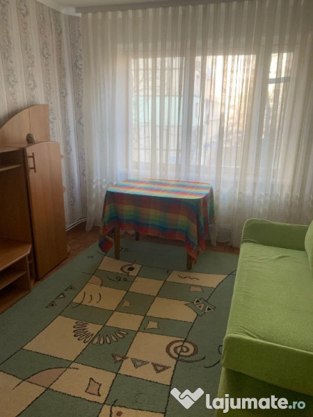 Inchiriere apartament cu 3 camere în zona Pipera