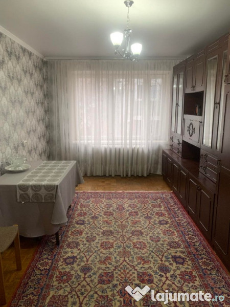 Inchiriere apartament cu 3 camere în zona Pipera