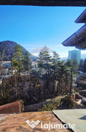 Apartament cu 3 camere de vânzare în zona Central