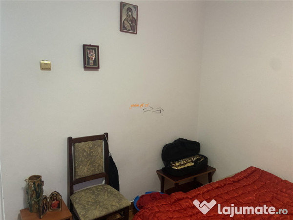 Apartament 3 camere , zona cartier Sud , decomandat, 54 mp